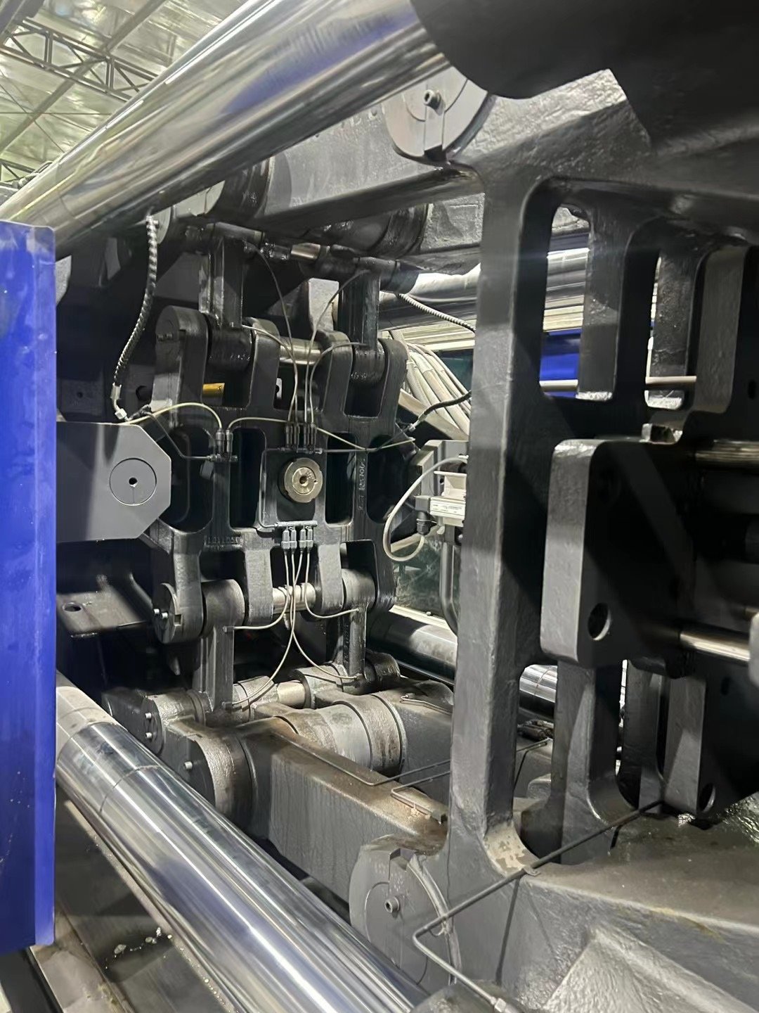 HAITIAN 380ton/470ton/700ton Second Hand Mquina Molde Conector Used Machinery Injection Plastique