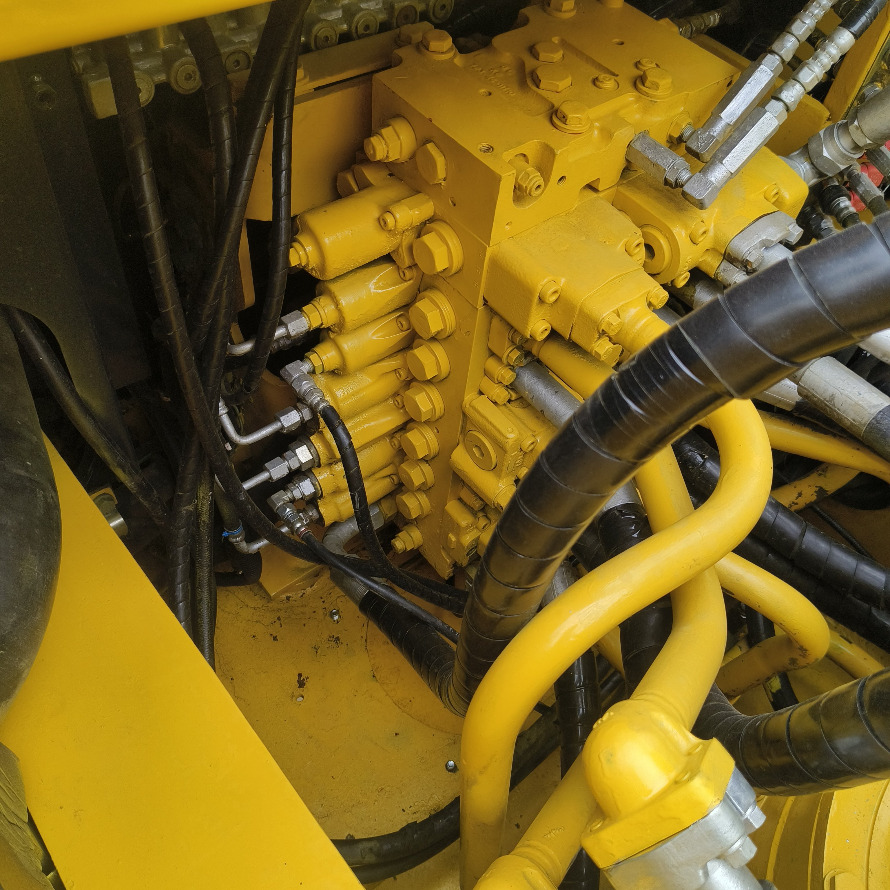 45 Ton Excavator Large Original Crawler Earth Moving Machine Used Good Condition Komatsu PC450-8 Pump Motor Gear Gearbox