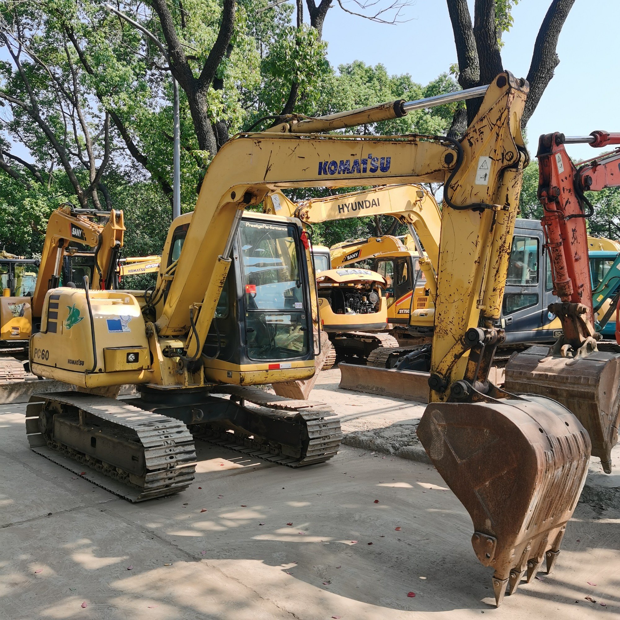 Original original paint, used hydraulic crawler excavator PC60,in good condition,with EPA and CE certification,cheap price,6-ton
