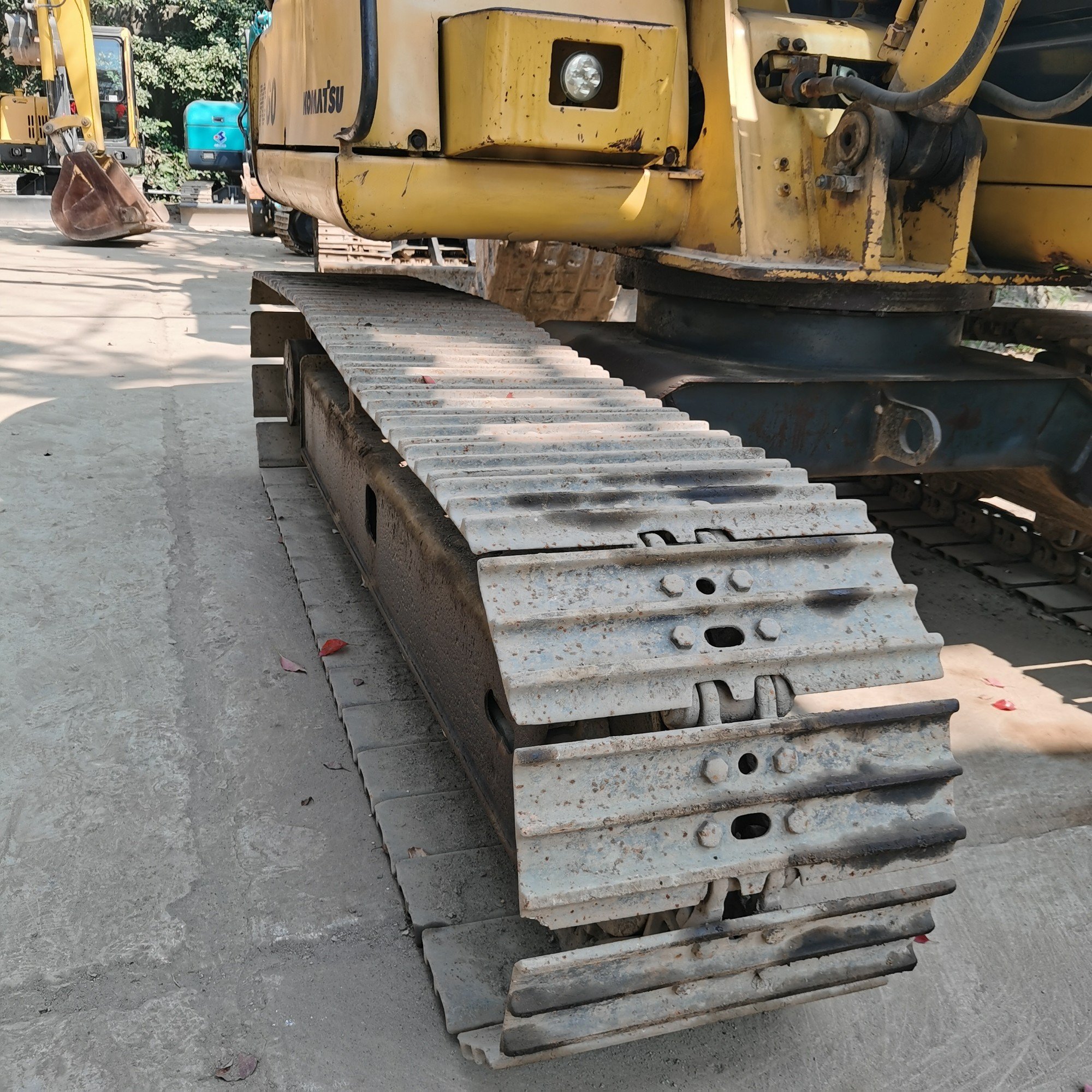 Original original paint, used hydraulic crawler excavator PC60,in good condition,with EPA and CE certification,cheap price,6-ton