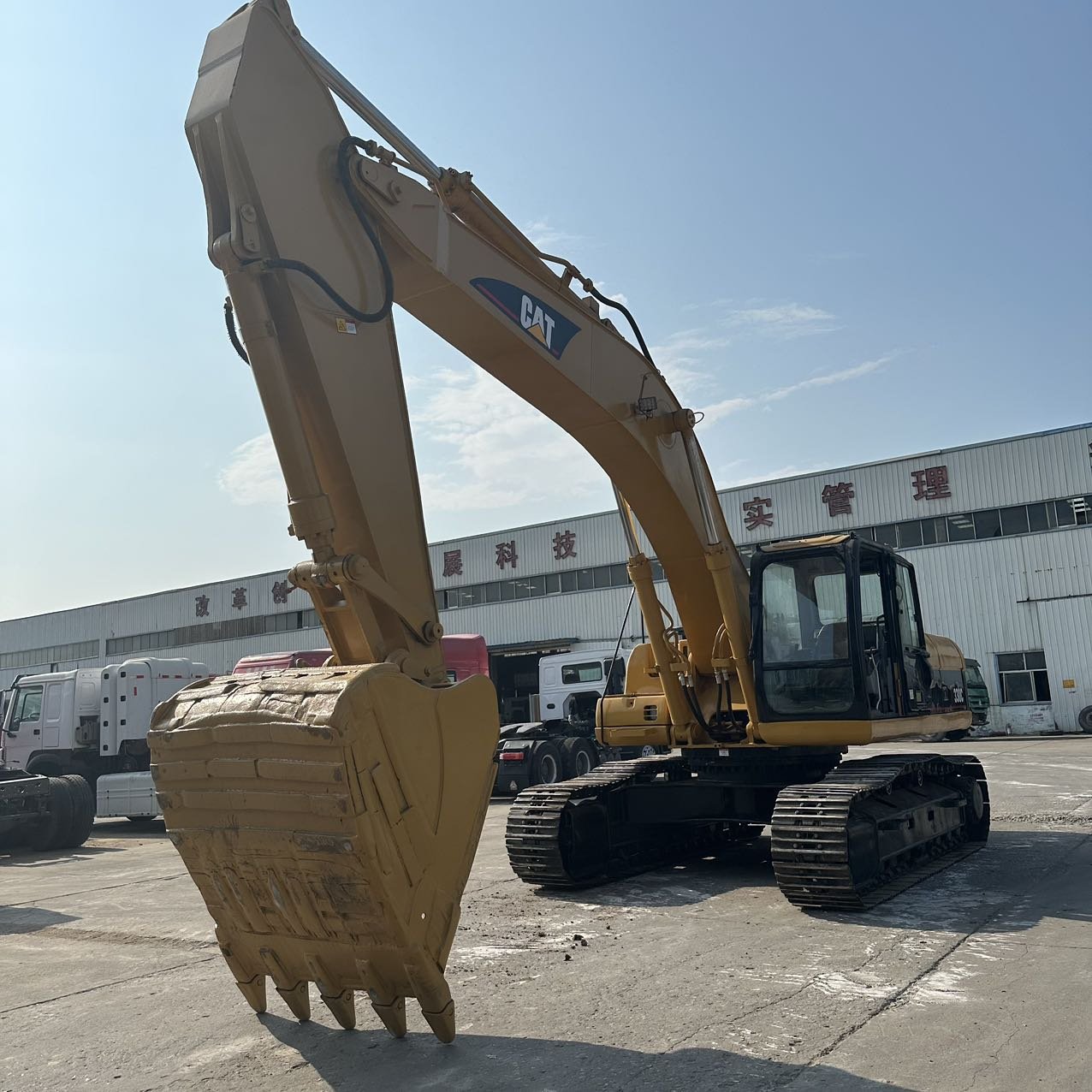 Construction Machinery Parts 320B 320C 330C 330D Used Excavators Earth-moving Machinery