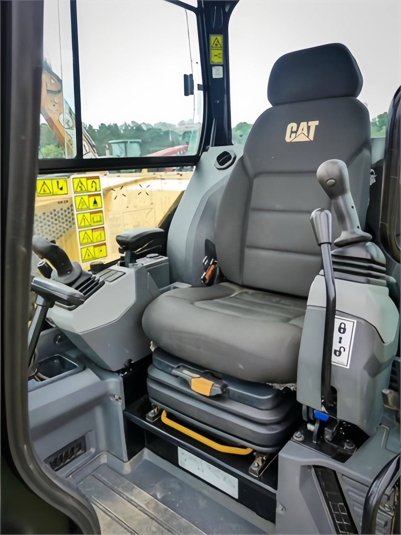 Fairly Used High Operation 2019 CATERPILLAR 309 CR Crawler Excavator in Great Condition Ready to Ship