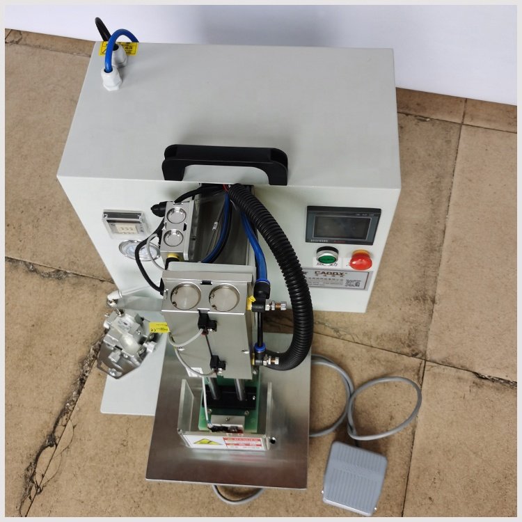 CADDY Multifunction Shoe Machines Automatic Label Hot Stamping Machine For Insole Tongue Making
