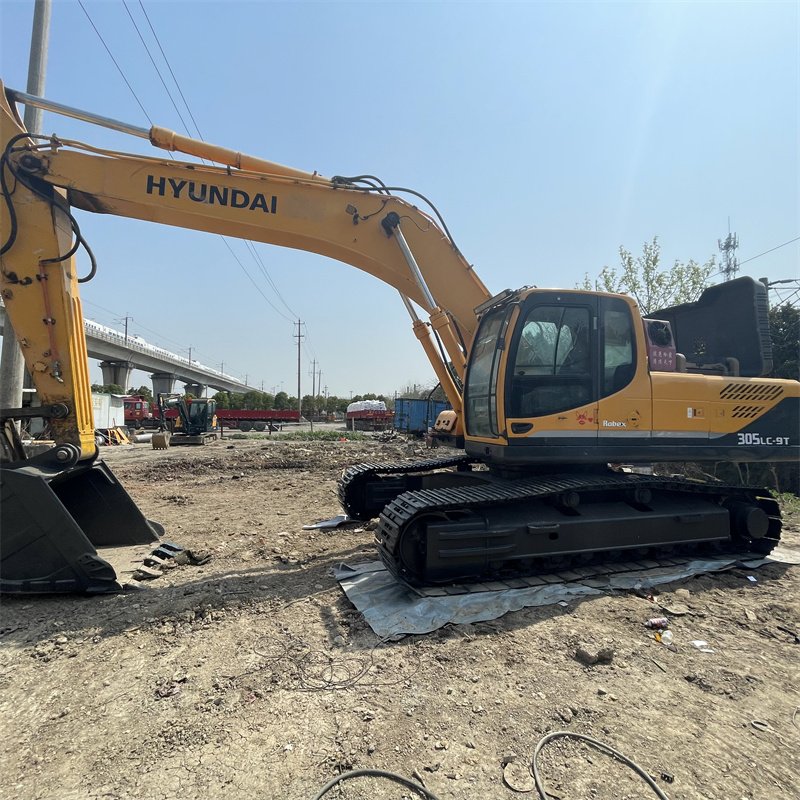 Korean hydraulic excavator hyundai305LC sells used construction machinery Hyundai R305LC R385LC