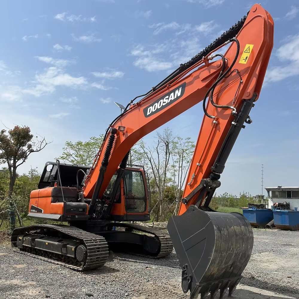 Large Doosan 200 Second-Hand Machinery Doosan DX200 20ton Used Excavator Hydraulic Crawler Backhoe Digger