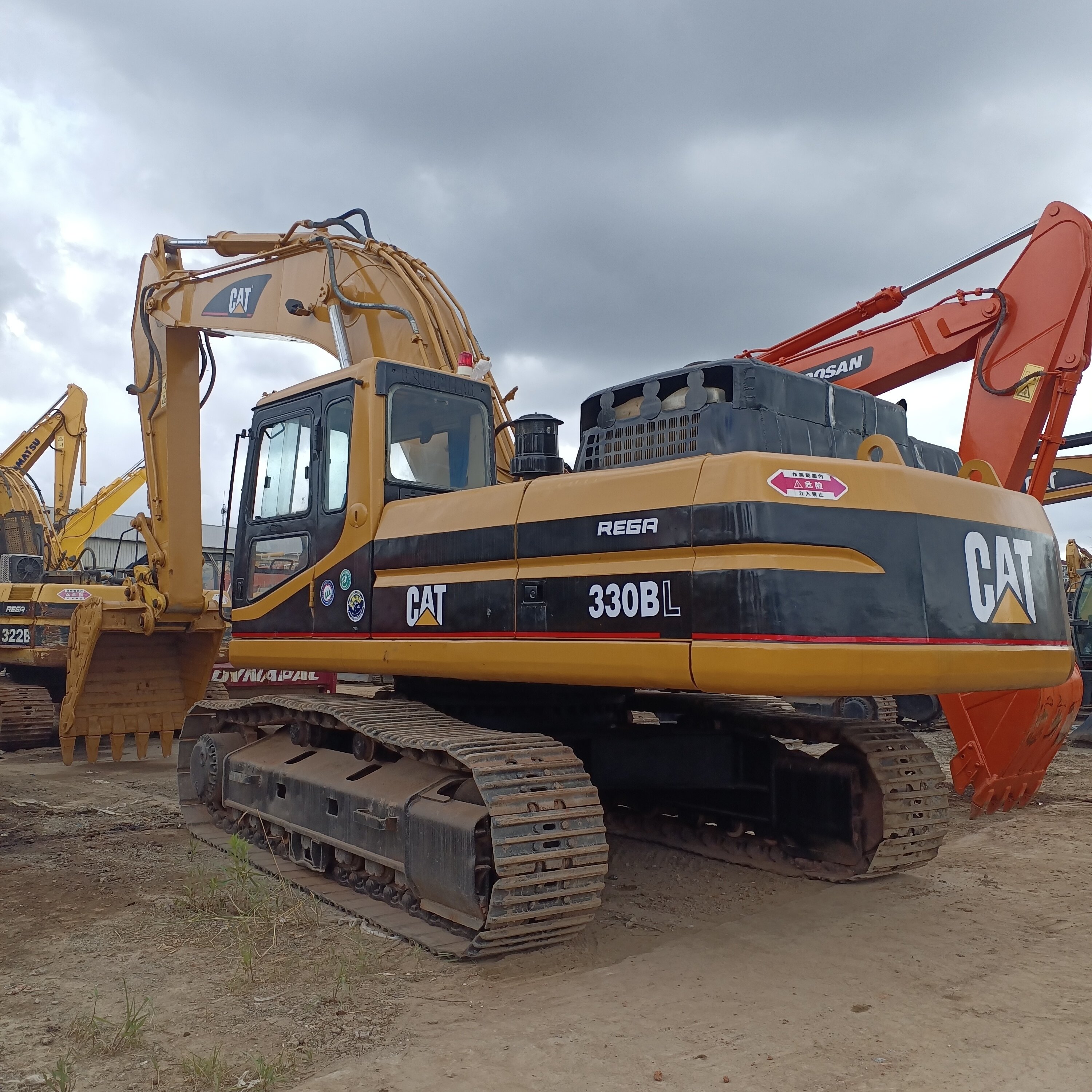 30 tons CAT 330B Caterpillar 330B used excavator Excavator Hydraulic Good Condition Second Hand
