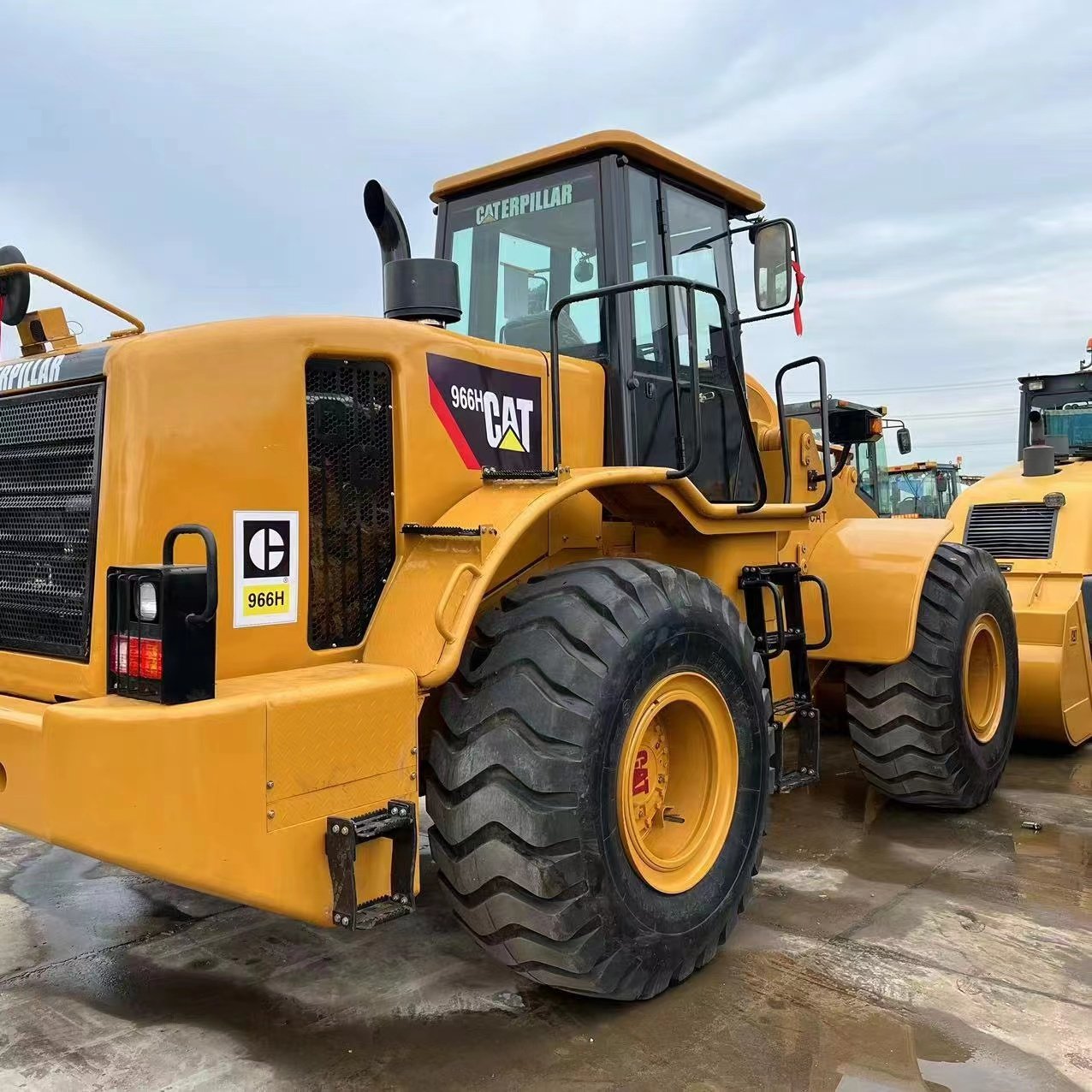 Used machinery front wheel loader Second-hand excavators 966h Wheel Loader For Sale
