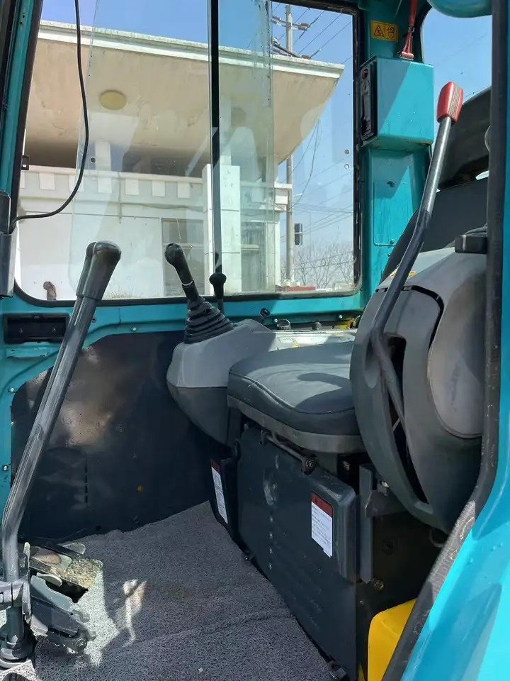 Hot sale Imported good working low hours second hand mini crawler excavator kubota155 for industry