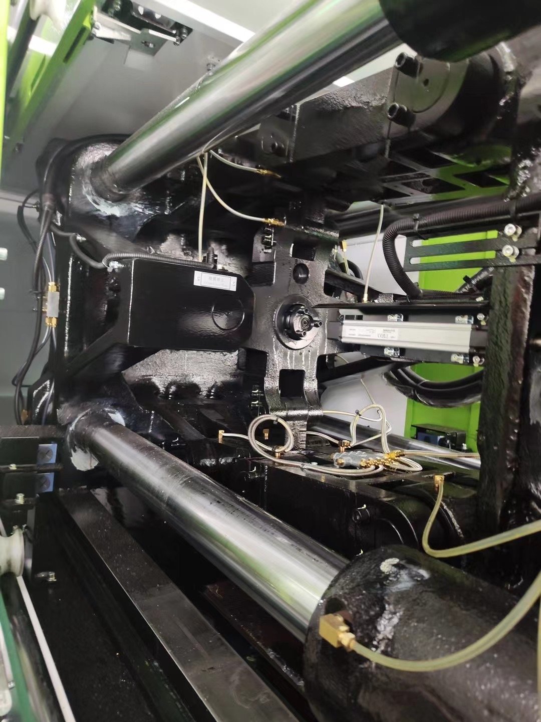 Professional Manufacture Used Injection Moulding Machine For Sale Plastic vacuum forming machine