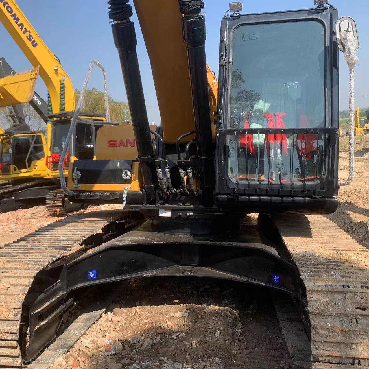 SY135Cpro Second hand original SY135 SY215 SY235 in great performance 95% new Cheap price used excavators Sany