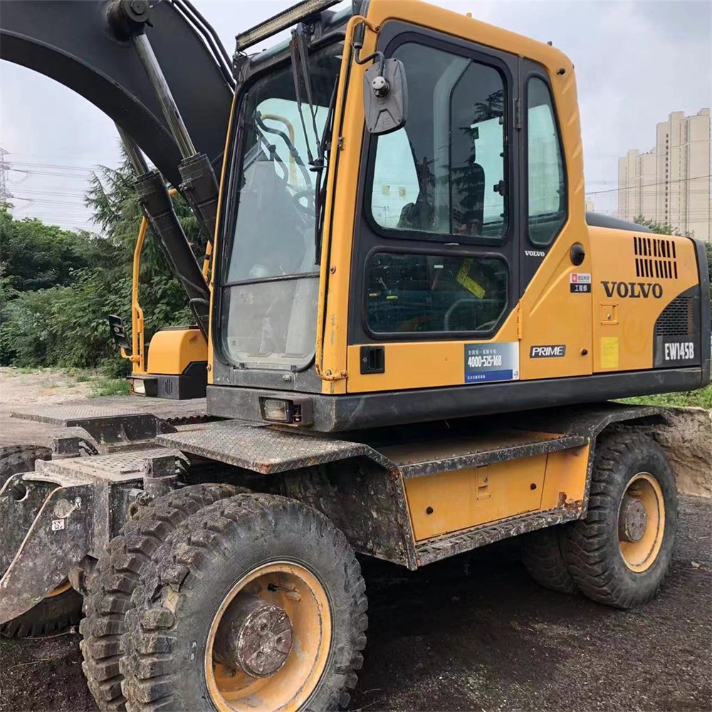 Good Quality Machinery Original Used Volvo EW145B Wheel Type Medium Excavator Low price for sale