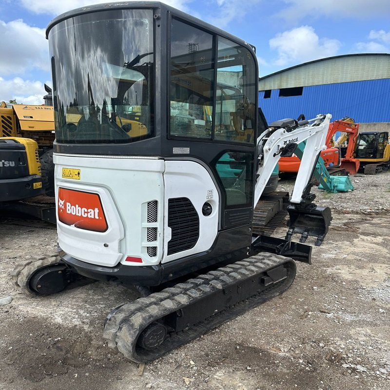 Used 2ton mini excavator Bobcat E20 secondhand mini digger CE EPA certified Low price excellent performance engineering machine