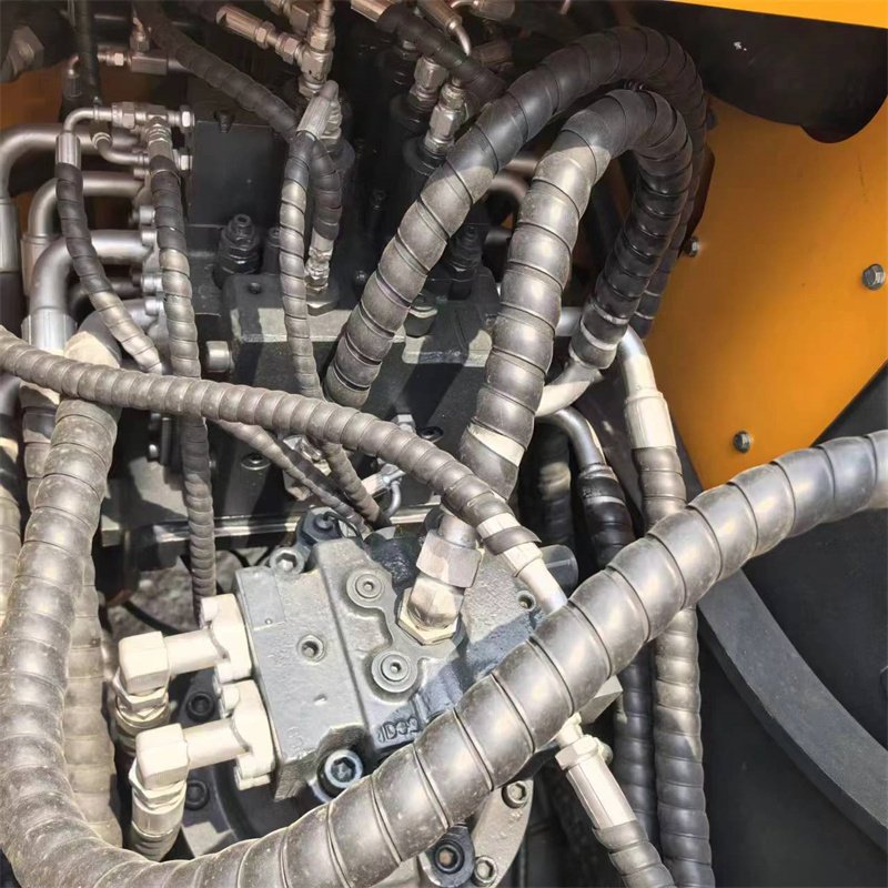 High Efficiency Used Hyundai 220-9s Crawler Excavator in Stock from South Korea Second Hand Hyundai 220-9s Machine