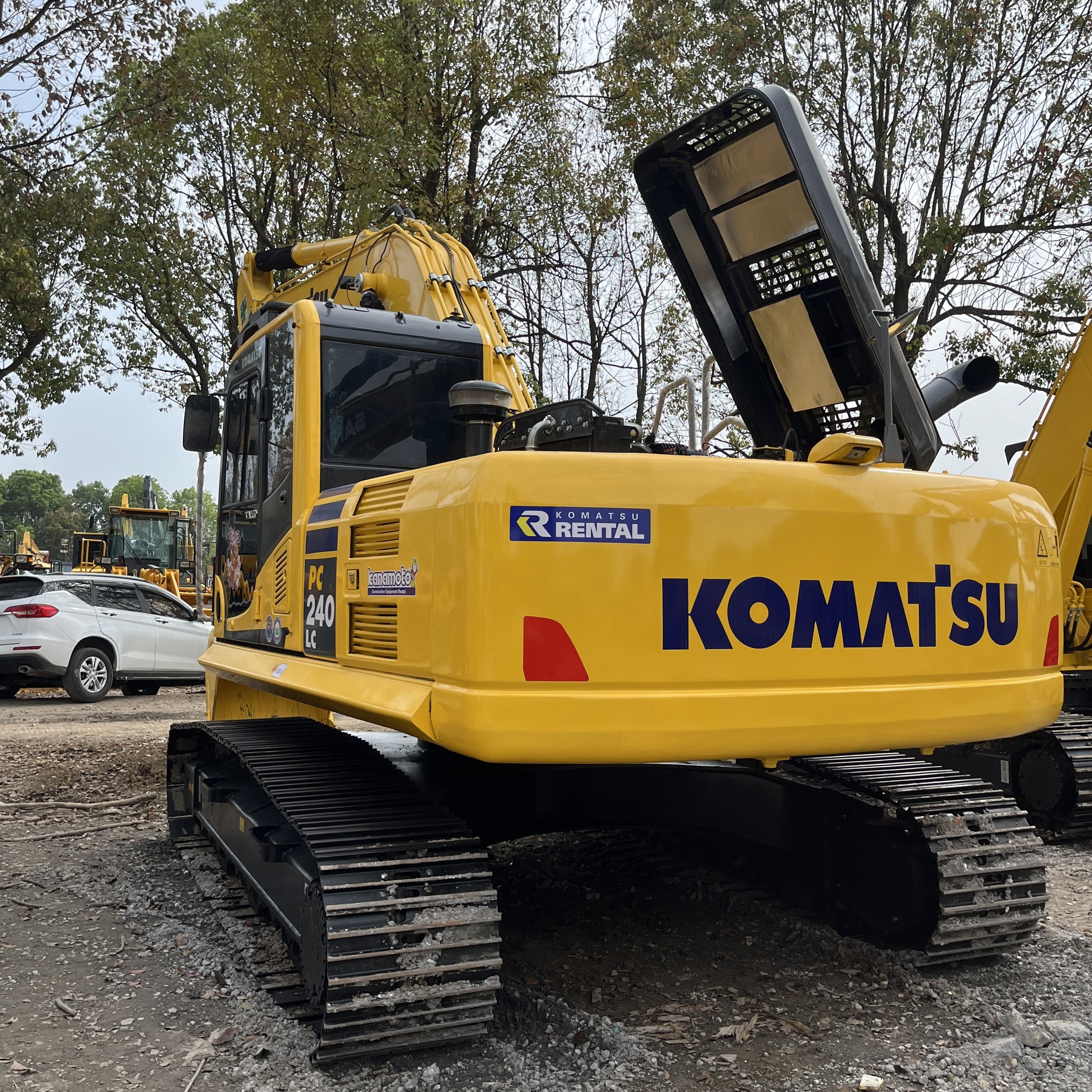 Used 25 Ton Excavator Komatsu PC240-8 PC200 PC220 PC270 PC130 Engineering Construction Machinery High Performance Lower Price .
