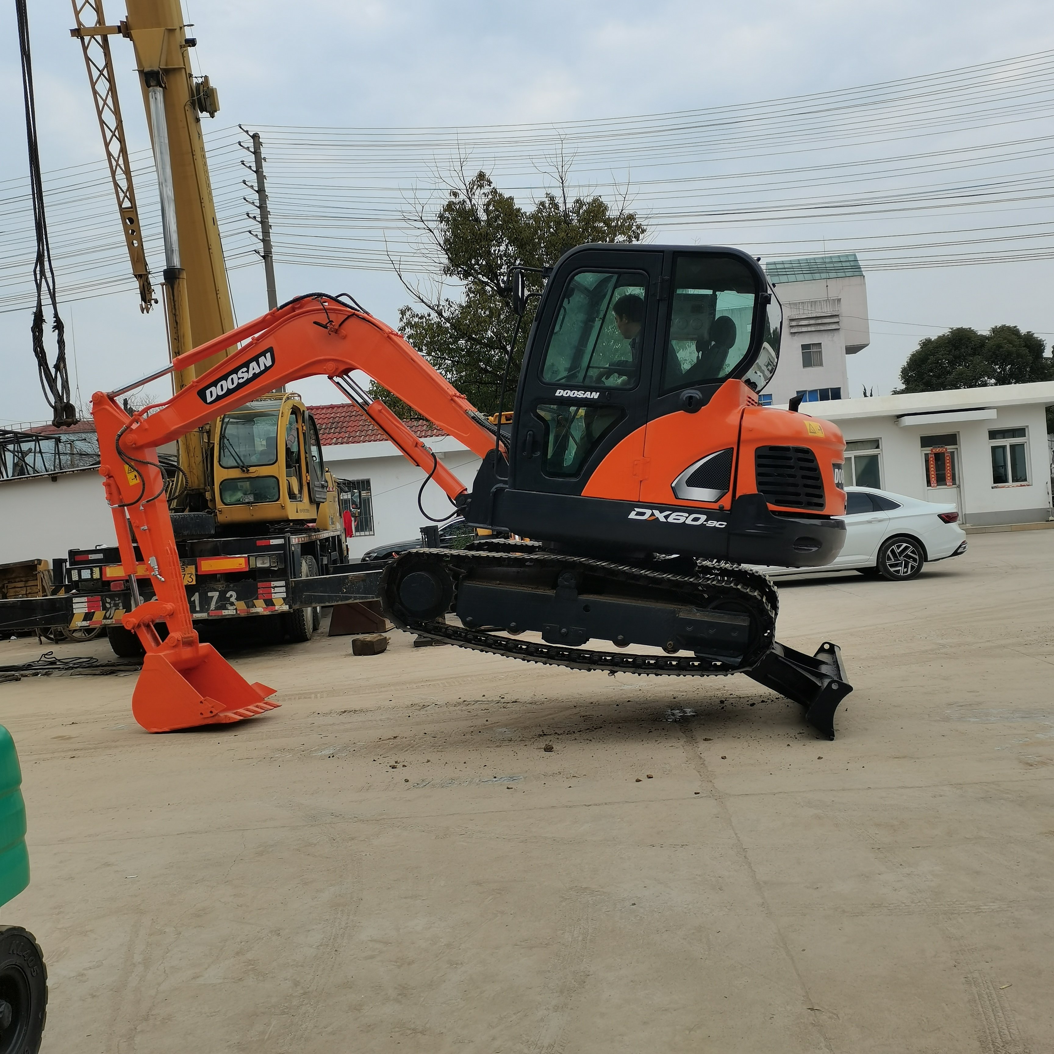 Korea Origin DOOSAN DX60 6TON Mini Crawler Hydraulic cheap used excavator Hot Sale Good Digger DOOSAN