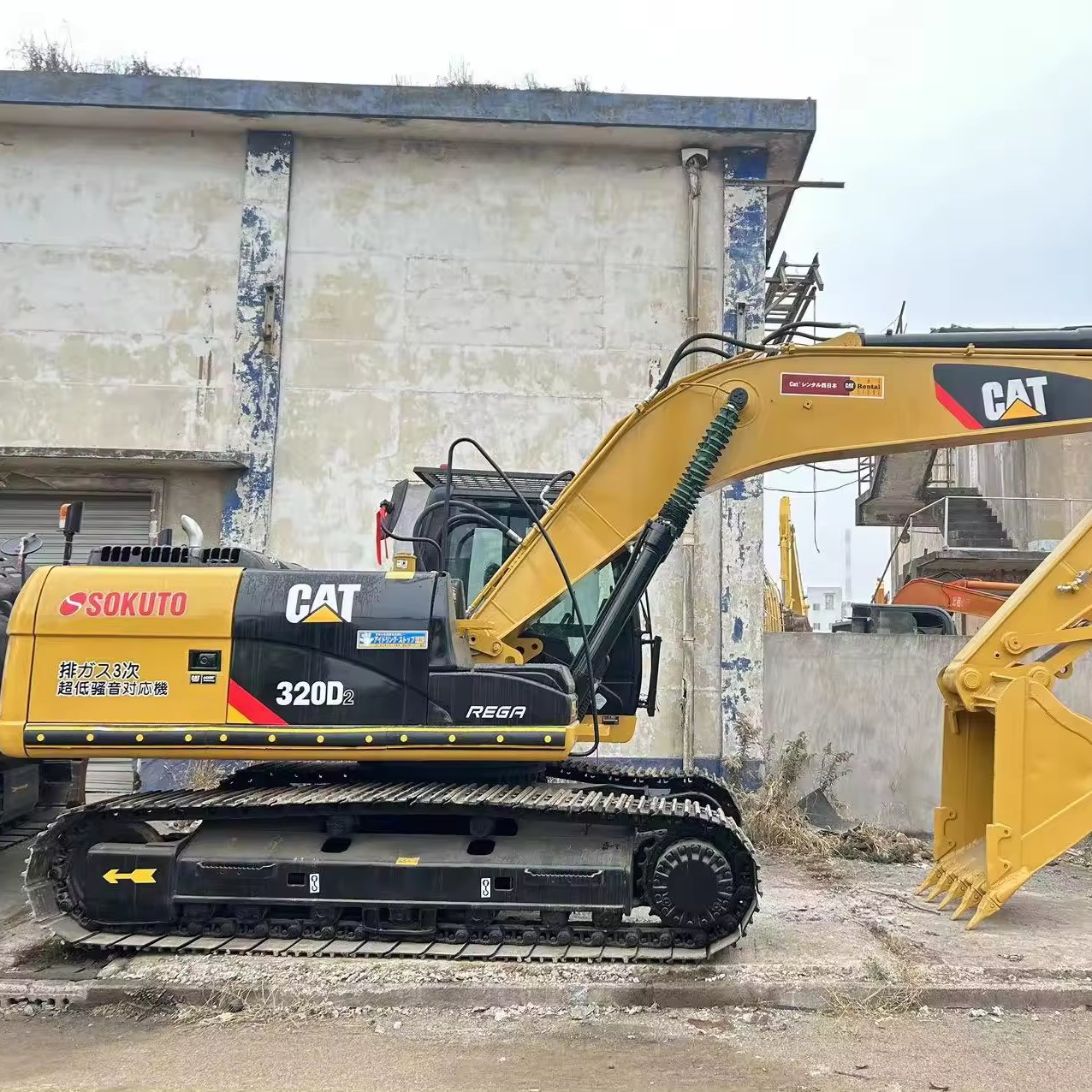 New Arrival CAT 320D2 Excavator Original Japan Used Hydraulic Crawler Digger Competitive Price For Sale