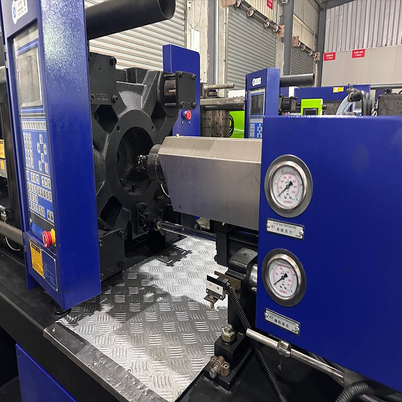 Ma120t Used F Machine Robot Toy Price Electric Injection Molding Chair Mold Machine Controller