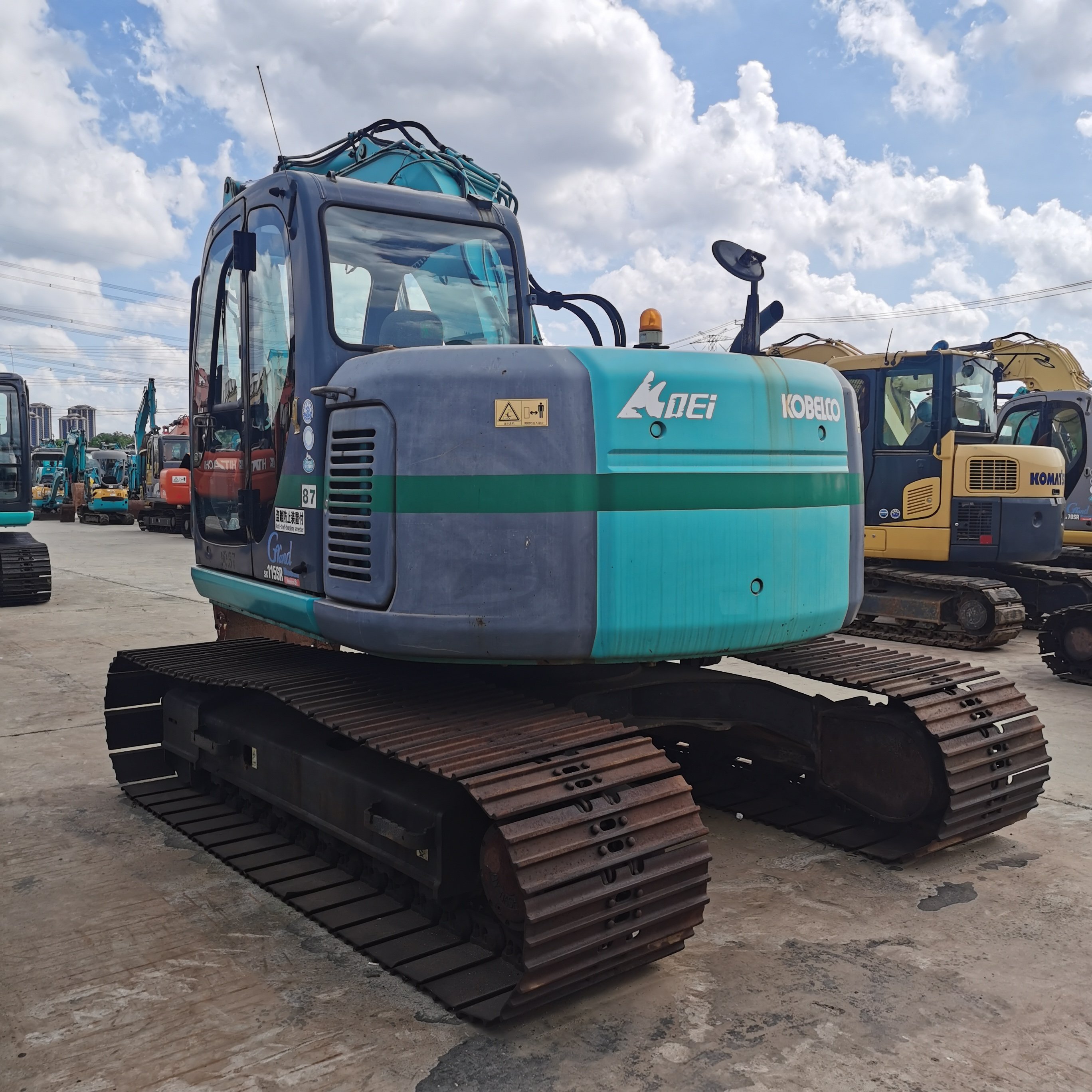 ON SALE farm machinery Used Excavator SK115 in Shanghai for Sale/Used Kobelco SK115 Excavator MADE IN JAPAN