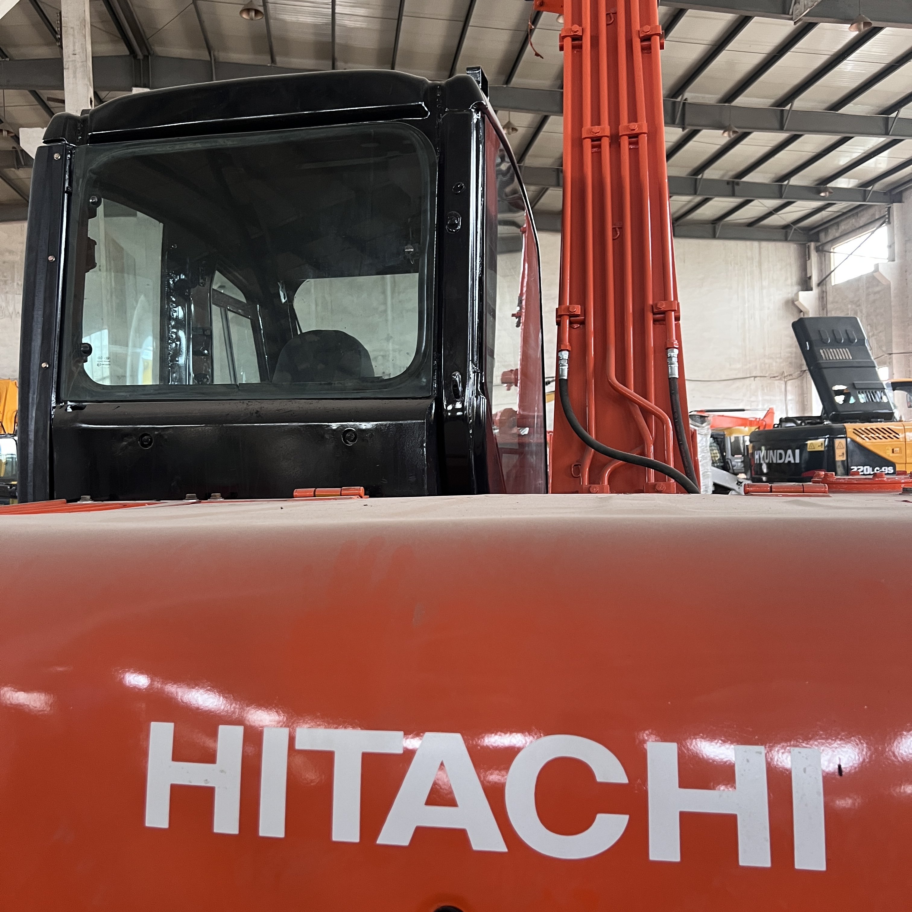 2022 Years Hitachi ZX70 Second Hand Excavators 7 Tons Small Used Digger for Sale Home Farm And Commercial Use at Low Price