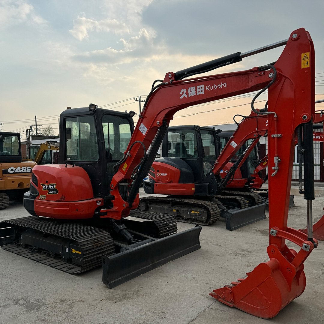 Mini 5 ton second-hand good performance machine used excavators Kubota KX161 for sale
