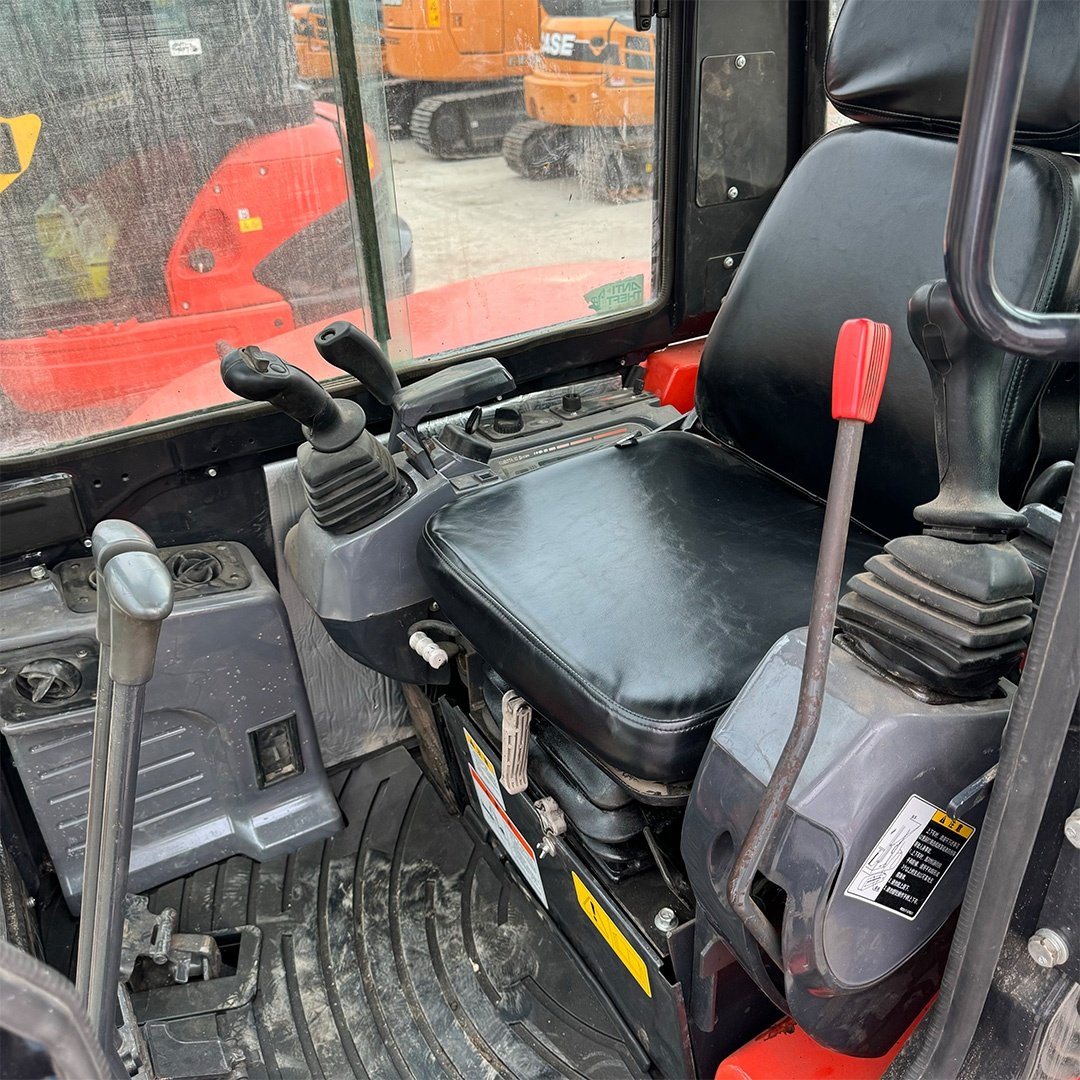 Mini 5 ton second-hand good performance machine used excavators Kubota KX161 for sale