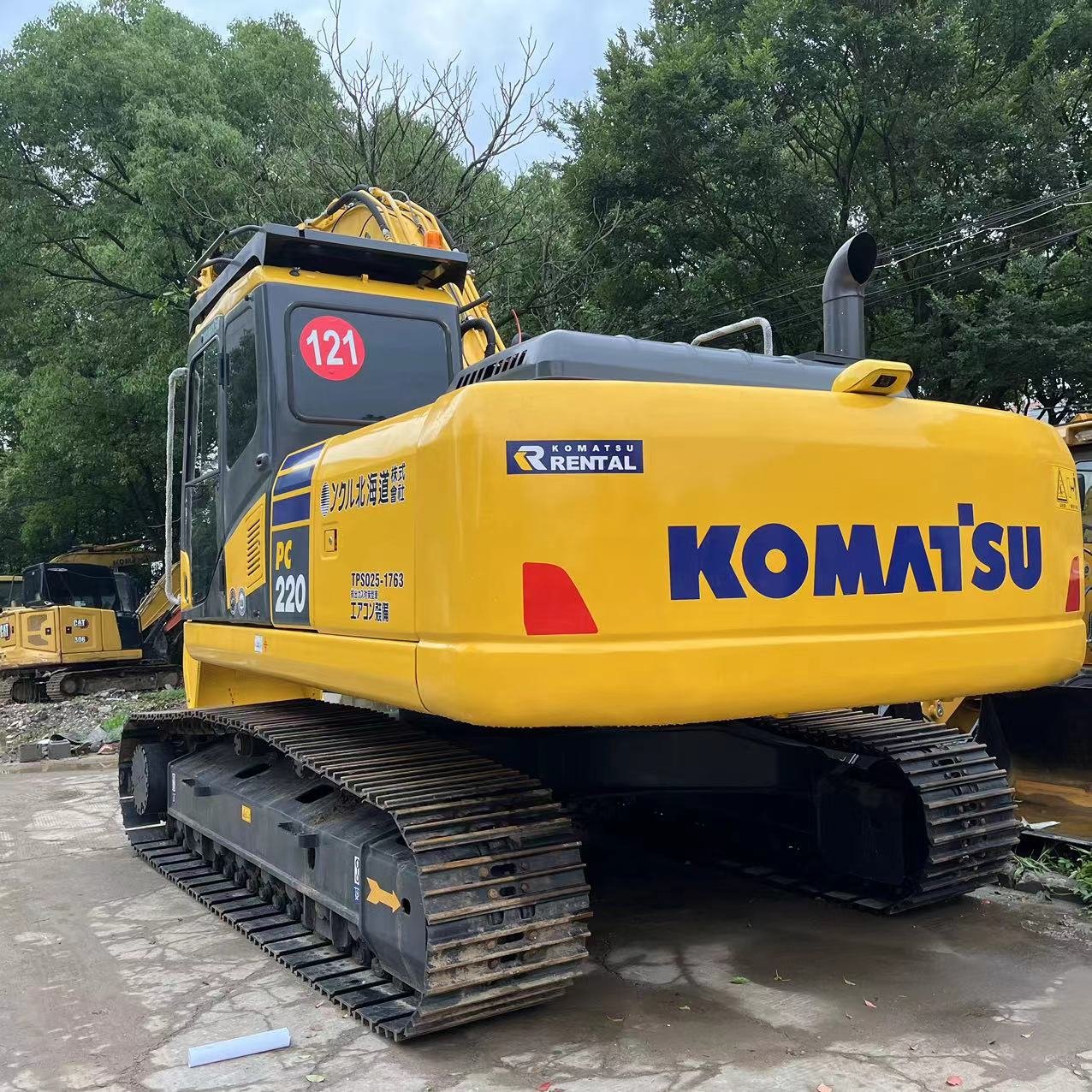 Original Japan cheap used excavator komatsu pc220 pc220-8 22 ton crawler Excavator for Sale