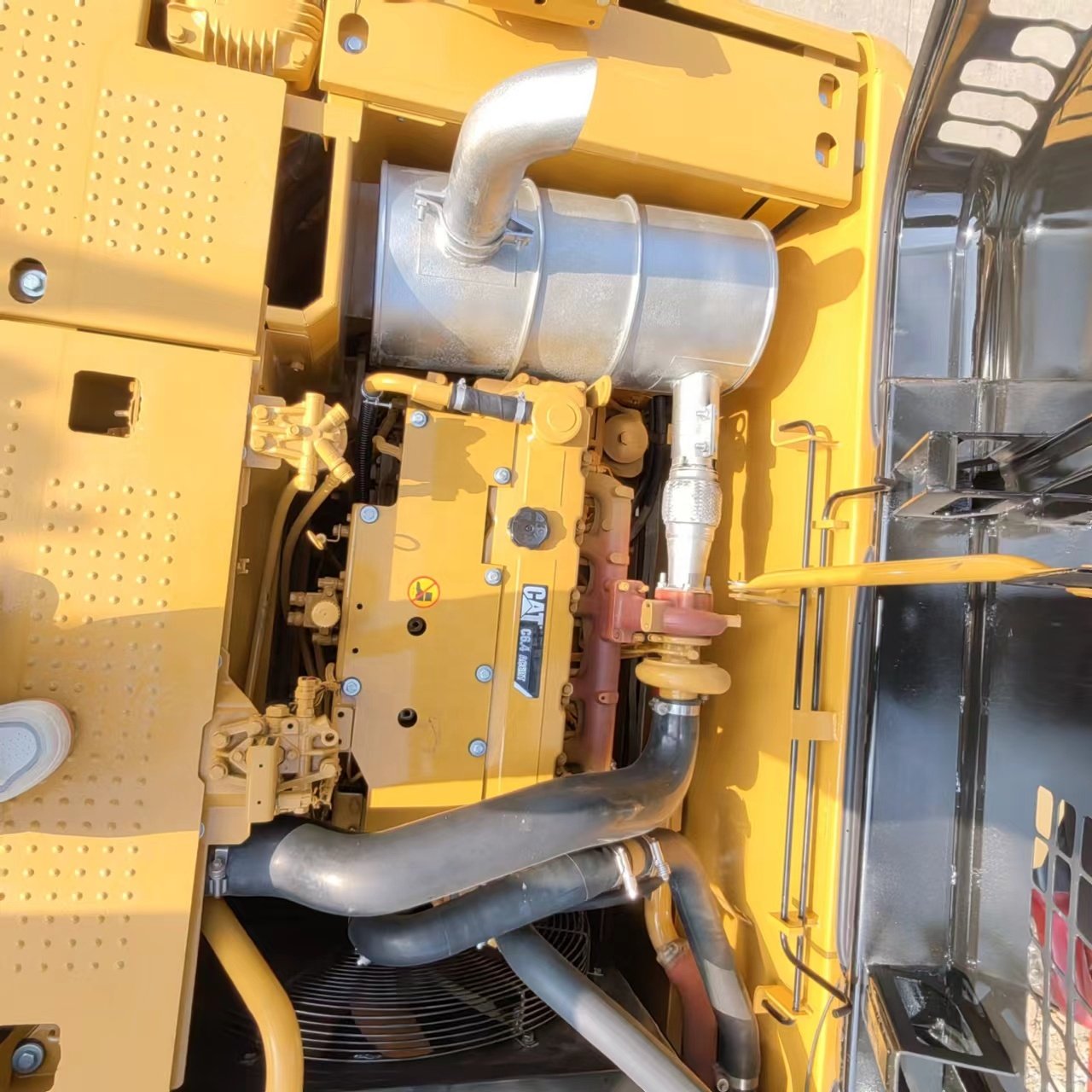 EPA Used Excavators Cat320D Used Caterpillar 320D 320D2 320GC Excavator 20 Ton Road Construction Machine