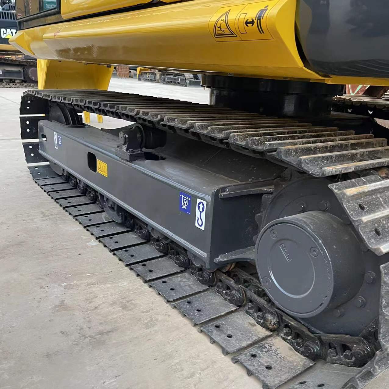 7-ton Komatsu machine, used hydraulic crawler excavator PC70, in good condition, with EPA and CE certification, affordable price