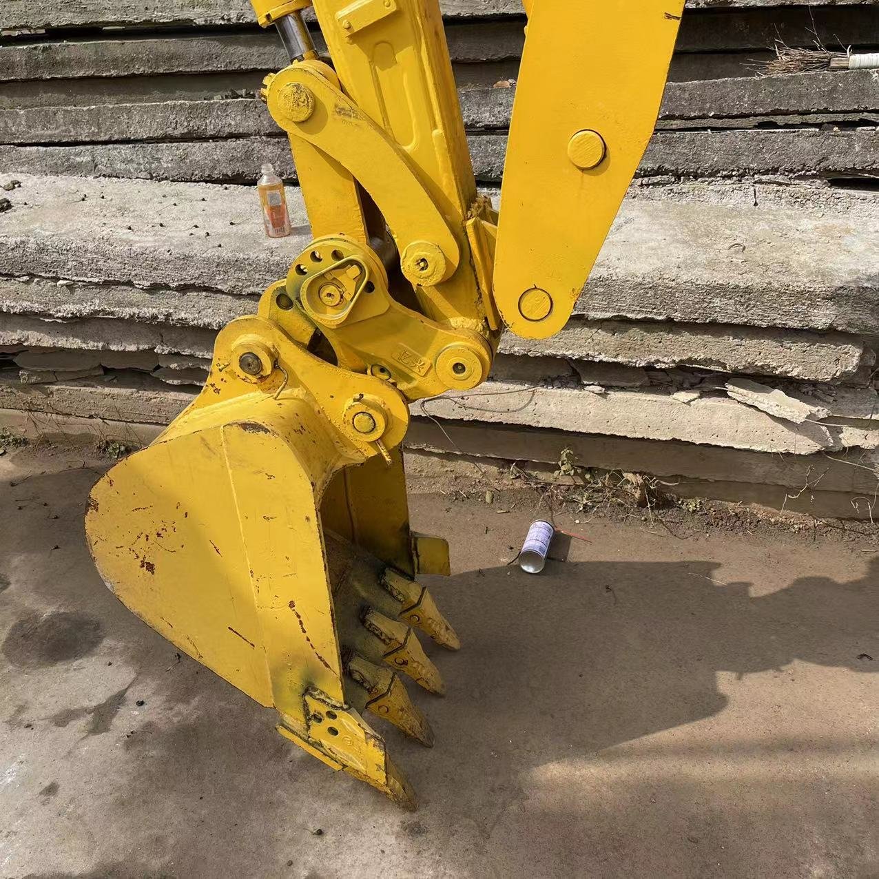 Used excavator High quality and cheap small With air conditioner KOMATSUI PC35 japan engine mini digger for sale