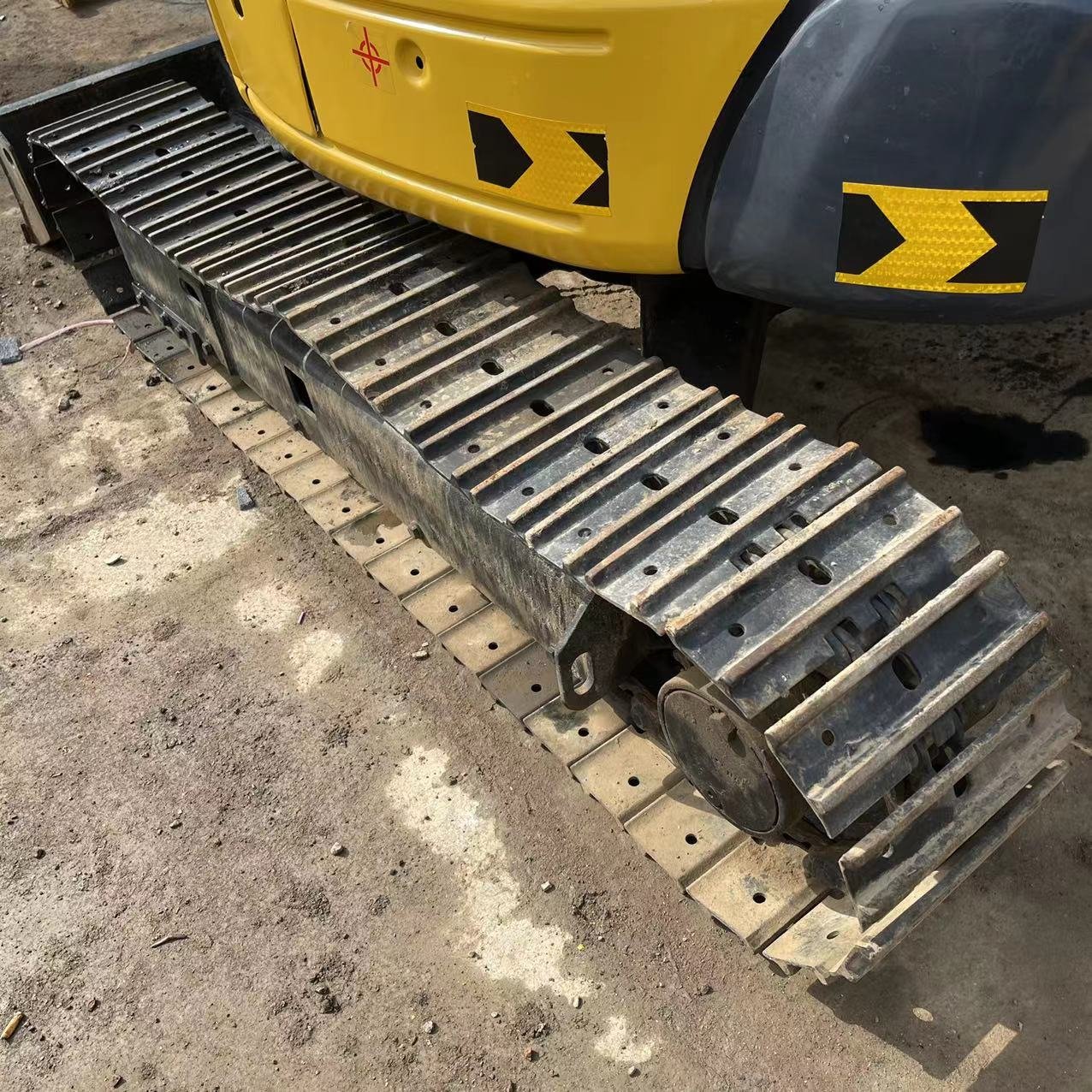 Used excavator High quality and cheap small With air conditioner KOMATSUI PC35 japan engine mini digger for sale