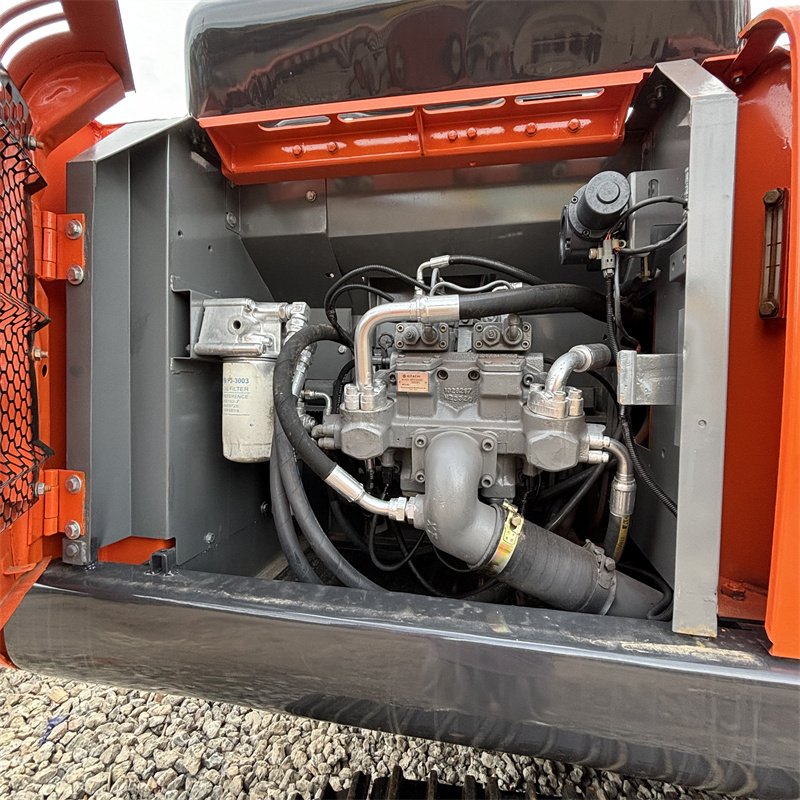 Used Excavator Hitachi ZAXIS 200 Excavator Japanese Farm Machinery Ready For Ship Hitachi 120 on sale