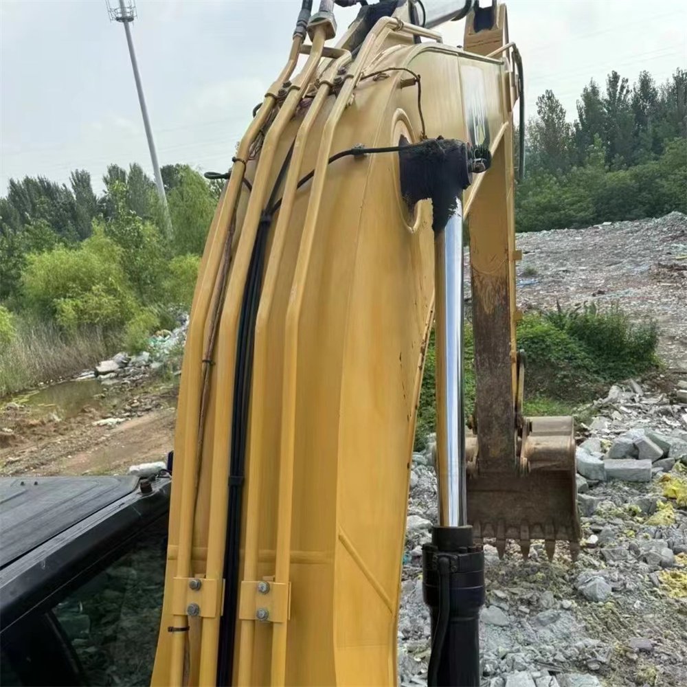 Good condition Used CAT excavator japan 320 312 315 313 318 310 Original used excavator cat 320 machine in stock on sale