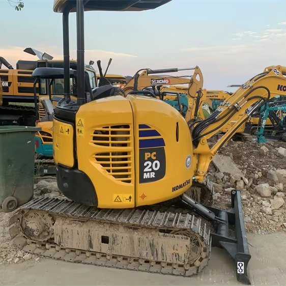 90% New Mini excavator good condition used 2ton mini or small komatsu pc20 excavator machine pc 20 digger pc20mr
