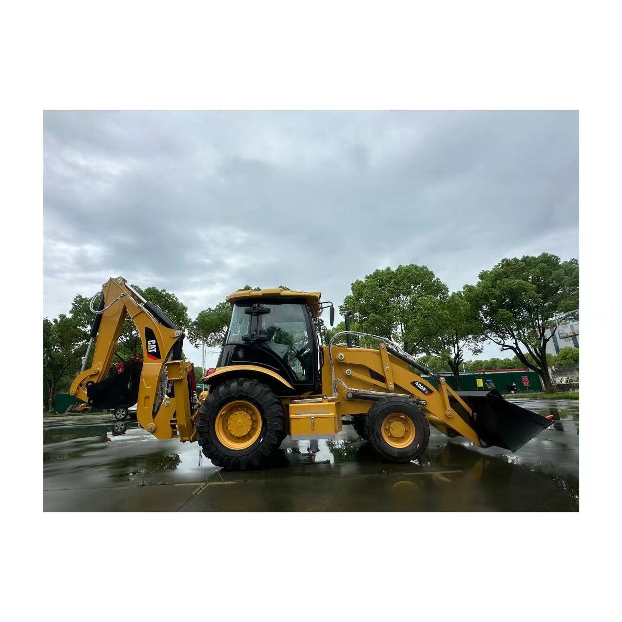 used machinery CAT 420F for sale, Caterpillar machinery Used backhoe loader in Shanghai used cat 416 420 retro excavator