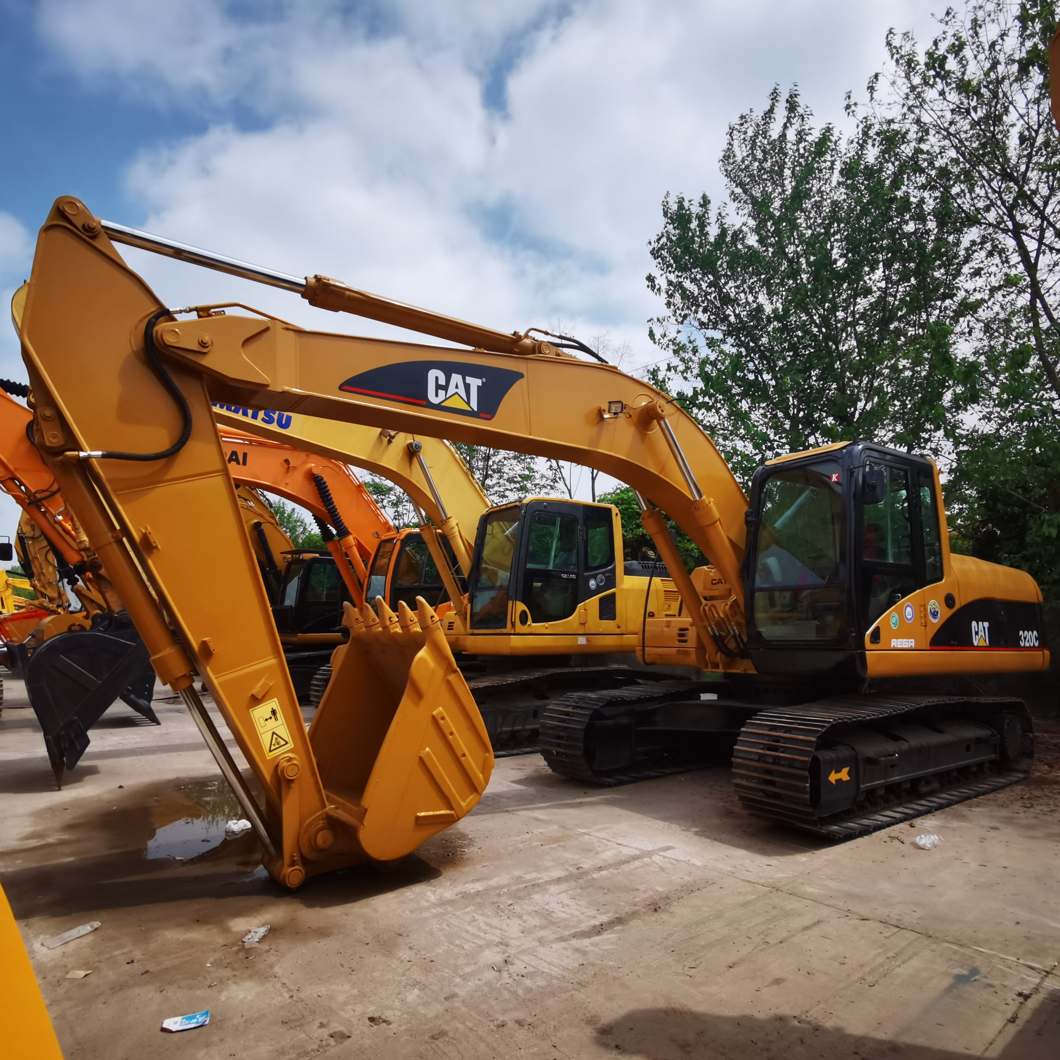 2021 Used Caterpillar CAT320C 320CL 20ton Crawler Excavator 138KW Engine Low Price Construction Machinery Short Usage Eaton