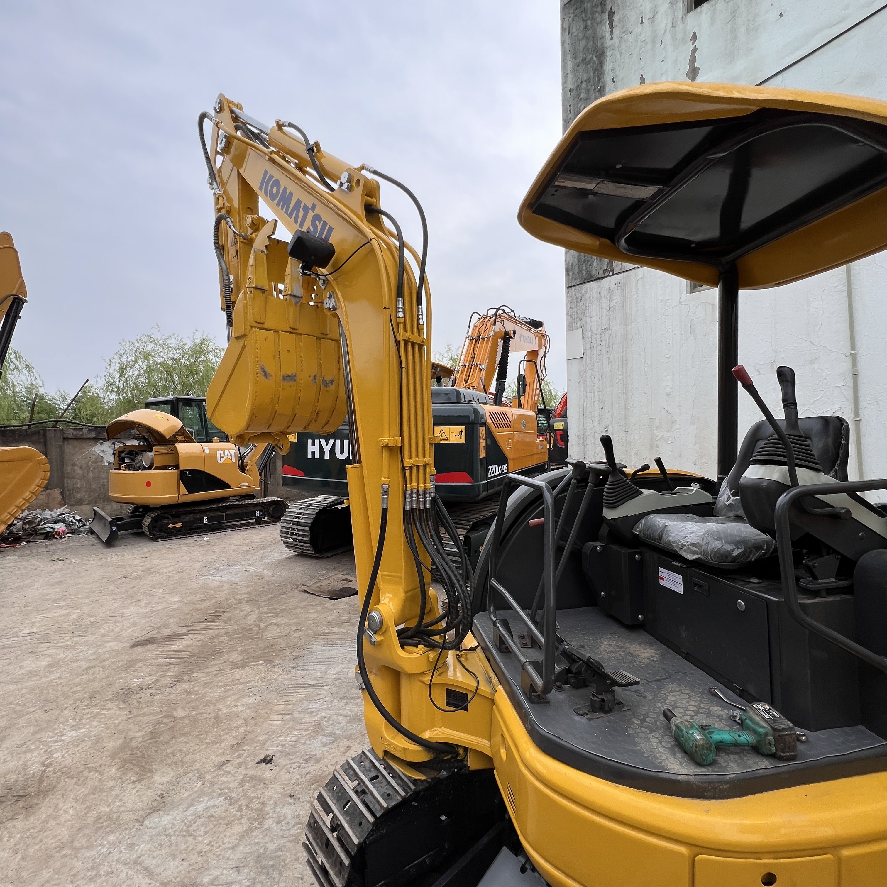 Good Condition Used komatsu crawler excavator PC35 Secondhand 3.5 ton mini digger