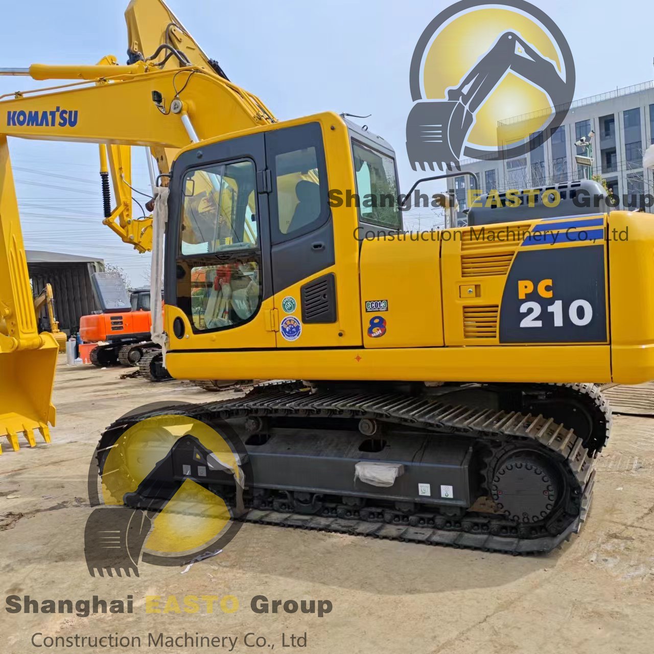 Original Japan Used Excavator Komatsu PC210LC Wider Track Excavator Komatsu 21 tons Large Heavy Construction Machine for Sale