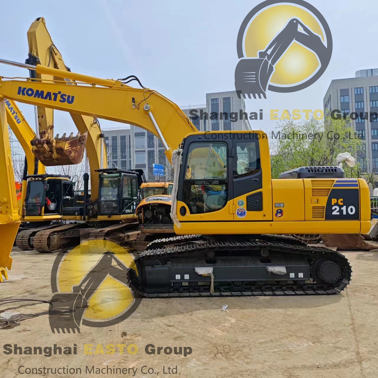 Original Japan Used Excavator Komatsu PC210LC Wider Track Excavator Komatsu 21 tons Large Heavy Construction Machine for Sale
