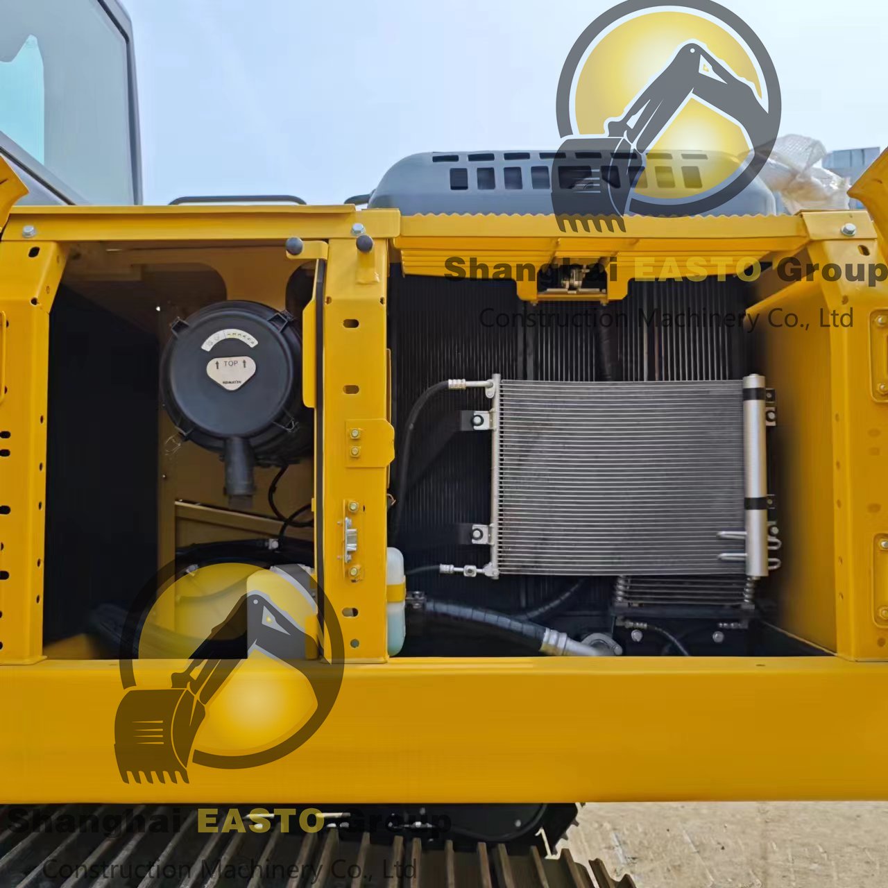 Original Japan Used Excavator Komatsu PC210LC Wider Track Excavator Komatsu 21 tons Large Heavy Construction Machine for Sale