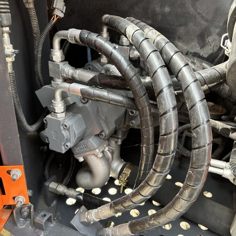 Used hitachi excavator ZX70 for 7ton Japan import secondhand small crawler zx50u zx60 zx70 zx120 zx200 digger excavator for sale