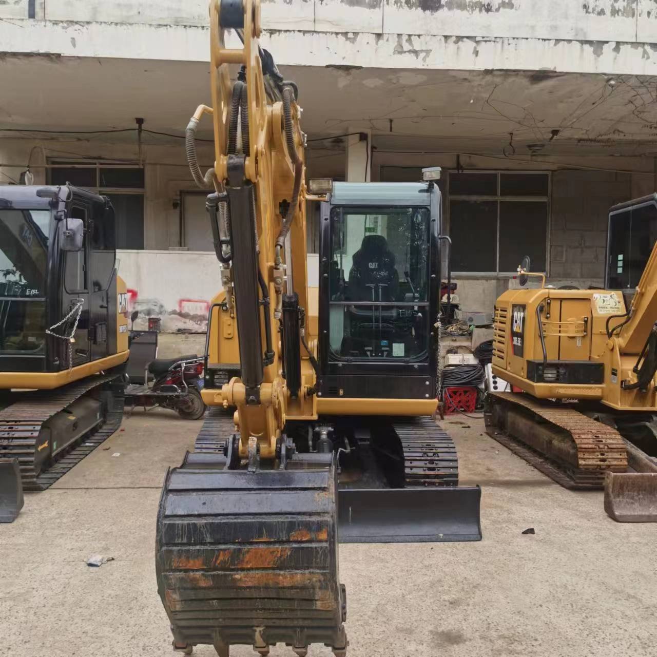 Used 305.5E2 Original digger Cheap Price Excavators For CAT Excavator