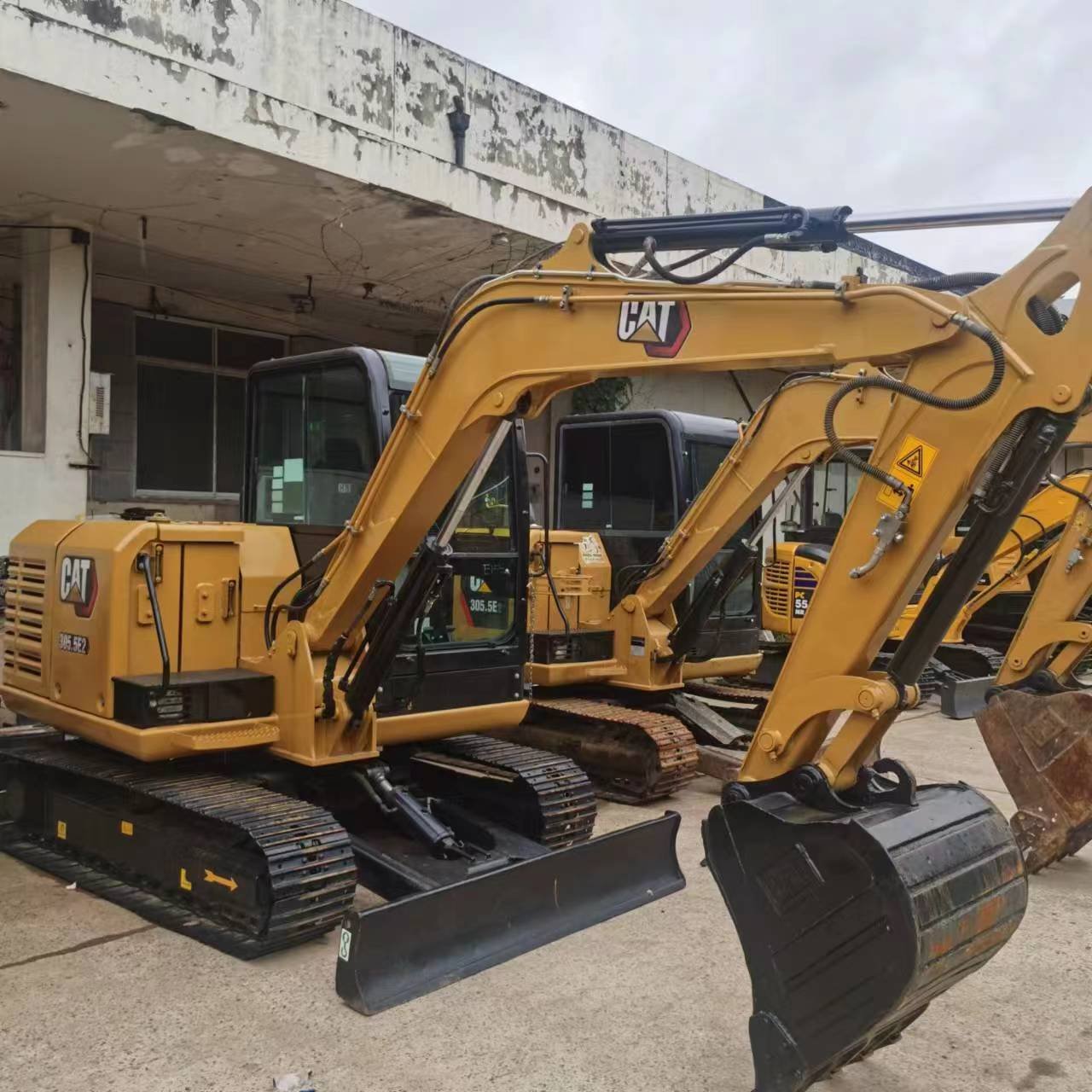 Used 305.5E2 Original digger Cheap Price Excavators For CAT Excavator