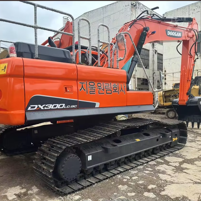 crawler used excavator machine dx300lc-9c korea doosan hydraulic digging machinery dx225 dx340 dh300 dx150 dx140 available