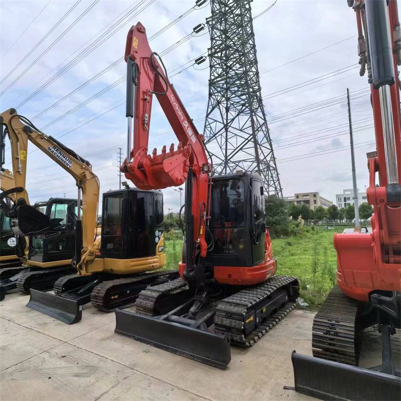 Earth-Moving Equipment Hydraulic Used Excavator Kubato KX155 With Good Price On Hot Sale Kubota KX163 and KX165