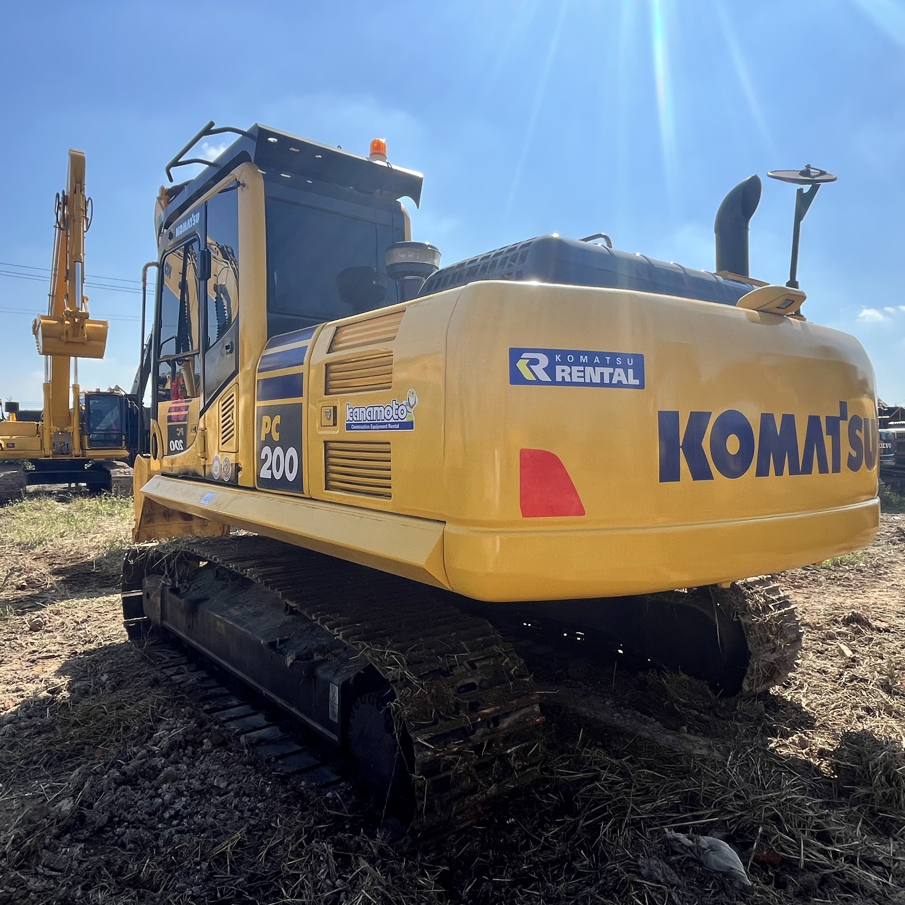 Japan Used Komatsu Excavator pc200-8 Hydraulic Crawler Excavator pc200-8 pc220 pc240 20ton 22ton 24ton for sale