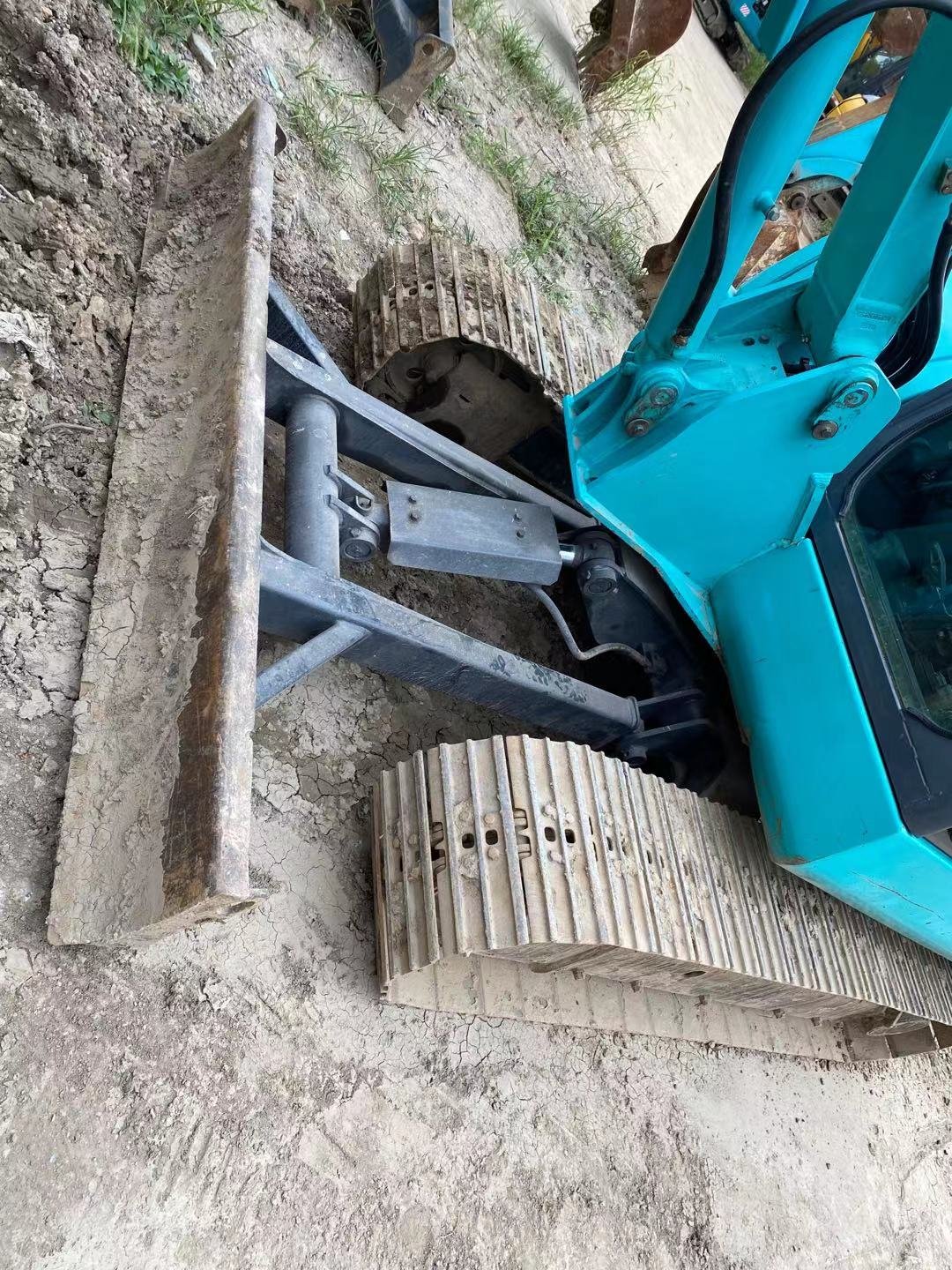 Best Performance Original Paint Japan Kobelco SK60 Excavator Kobelco Hydraulic Crawler Used Excavators