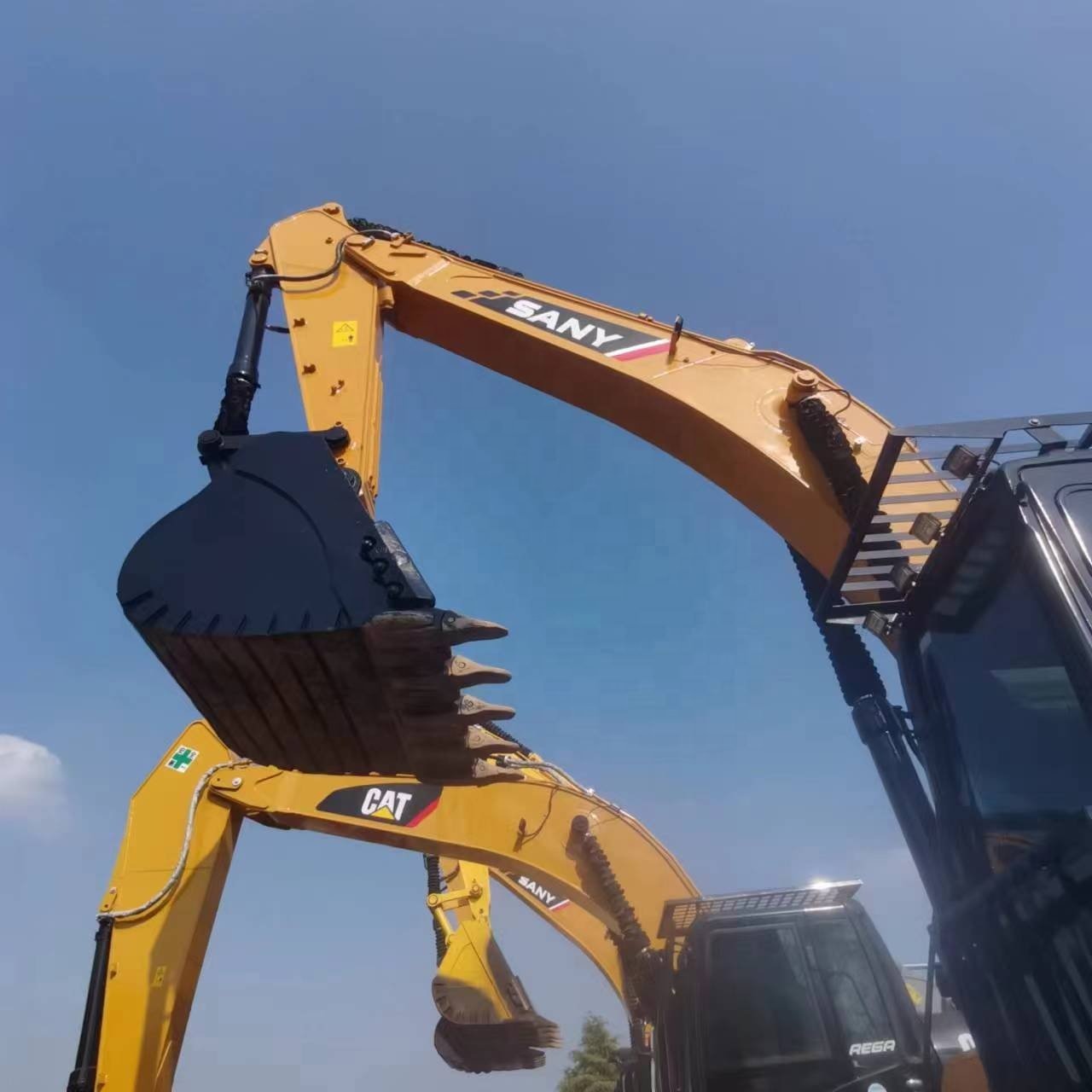 Used sany sy 365 excavator SANY 365 heavy excavators machine for sale