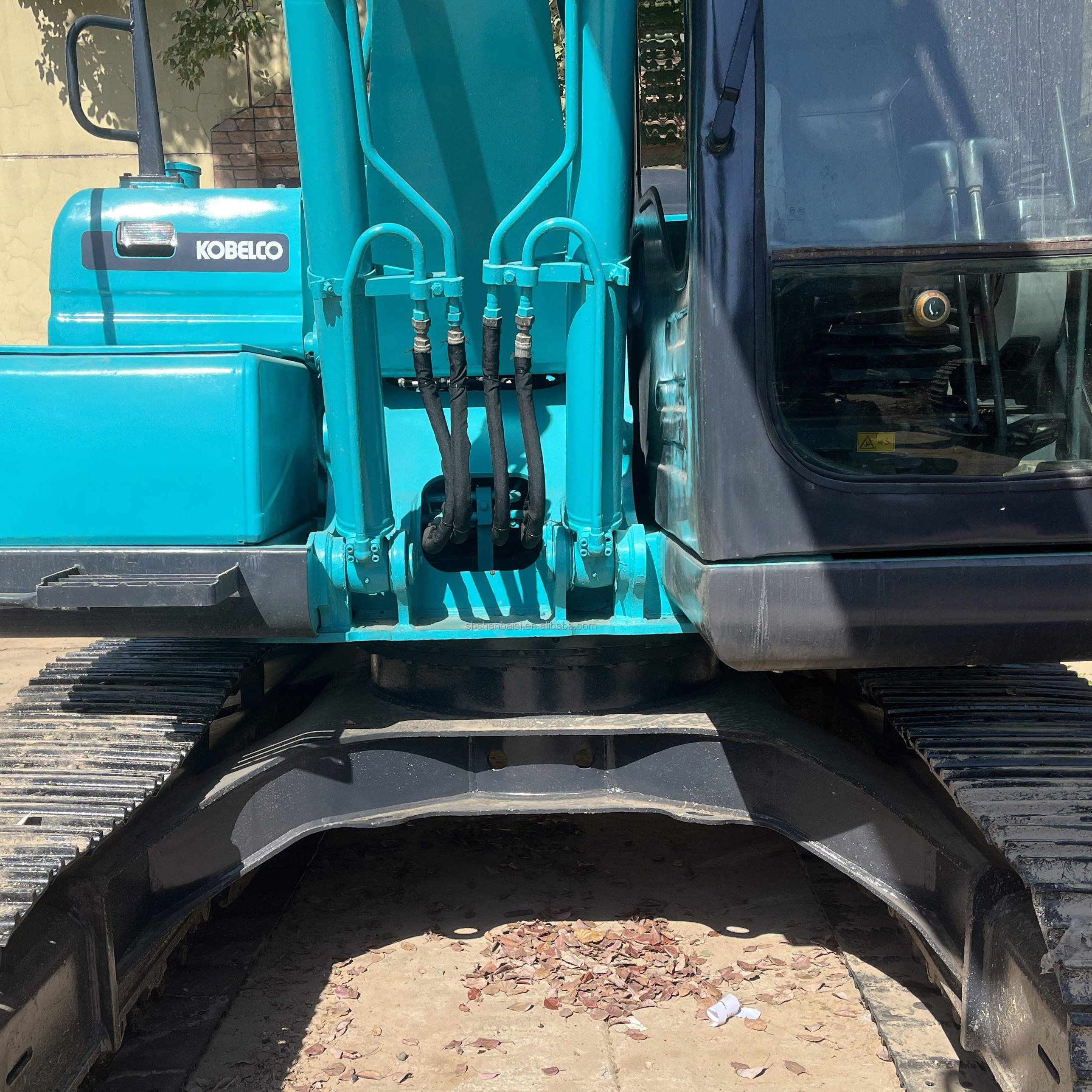 Used Digger Kobelco Sk140 Secondhand Excavator Kobelco 14t Construction Machinery Original Equipment on sale