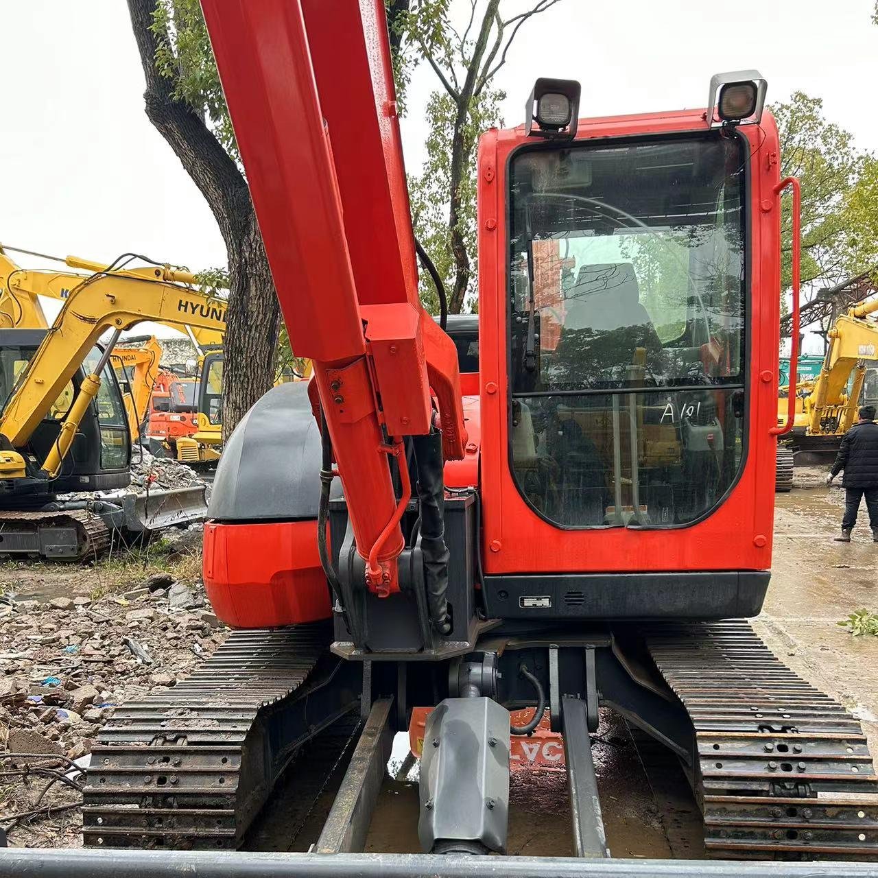 Lowest price Japan Original KUBOTA used small 8 ton excavator KX185-3 secondhand digger machine with original engine