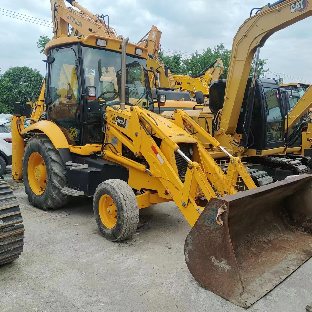 JCB Two Busy Machines 3CX 4CX Backhoe Loader For Sale Used CAT420F Loading Excavator Excellent price Performance JCB Machinery